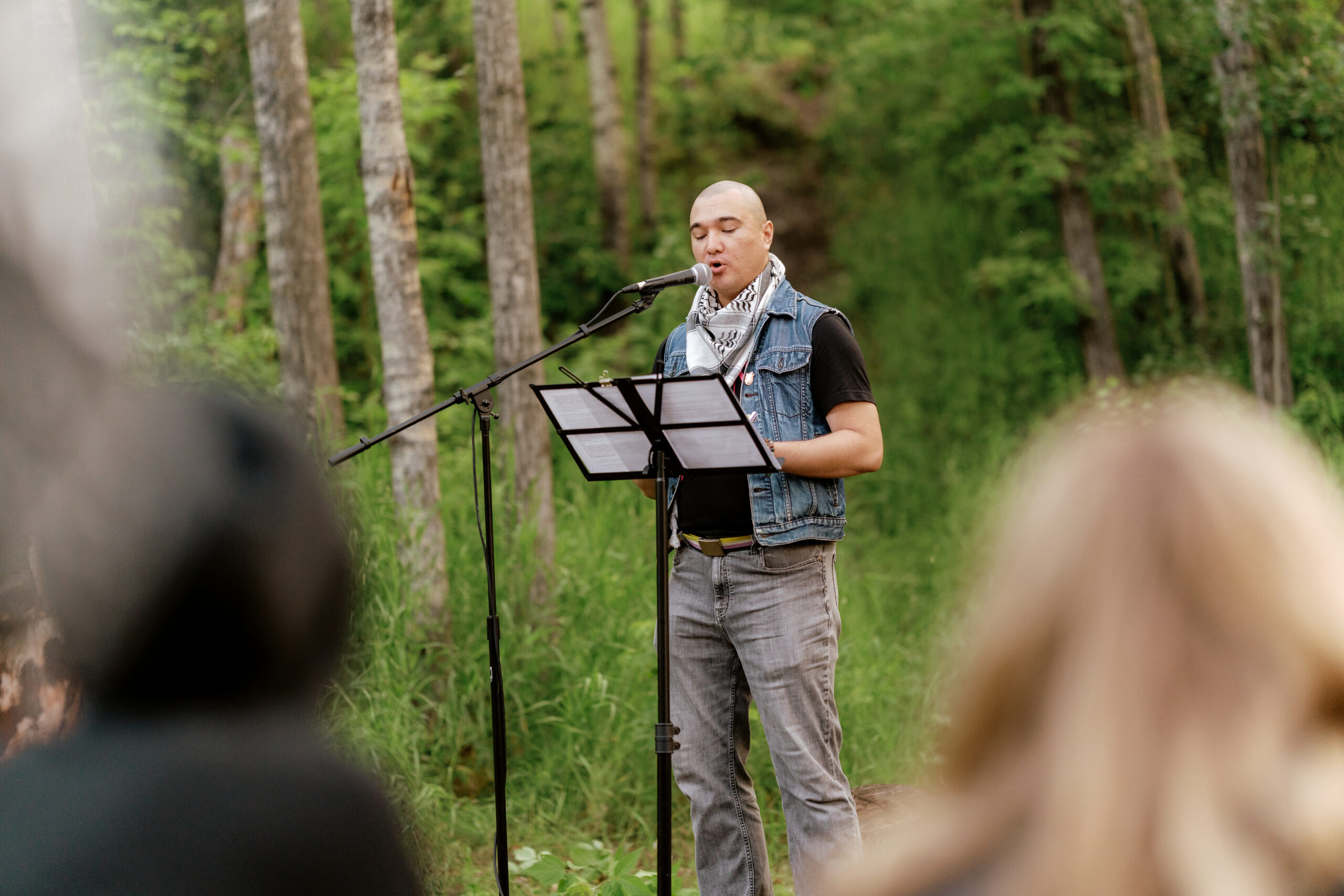Philip Hackborn introduces the show and the pillars of mad-art creation the team was working with for this first iteration of Madness and other Ghost Stories. Photo credit to Mat Simpson.